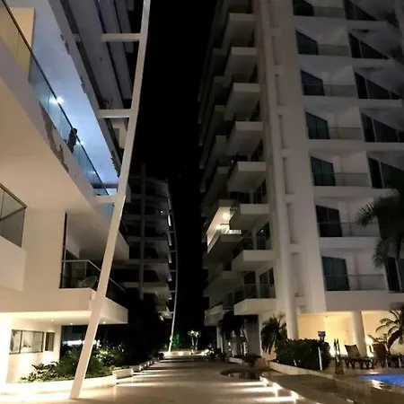 Sensacional Nuevo Frente Al Mar Apartment