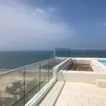 Sensacional Apartamento nuevo frente al mar
