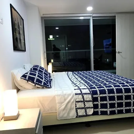 Sensacional Nuevo Frente Al Mar Apartamento