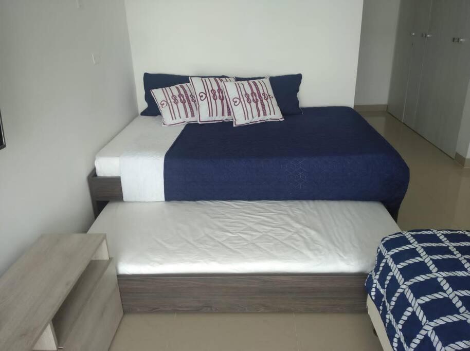 Sensacional Nuevo Frente Al Mar Apartamento