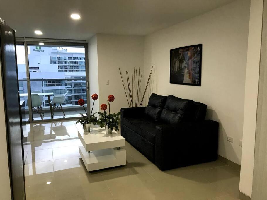 Sensacional Nuevo Frente Al Mar Apartamento *