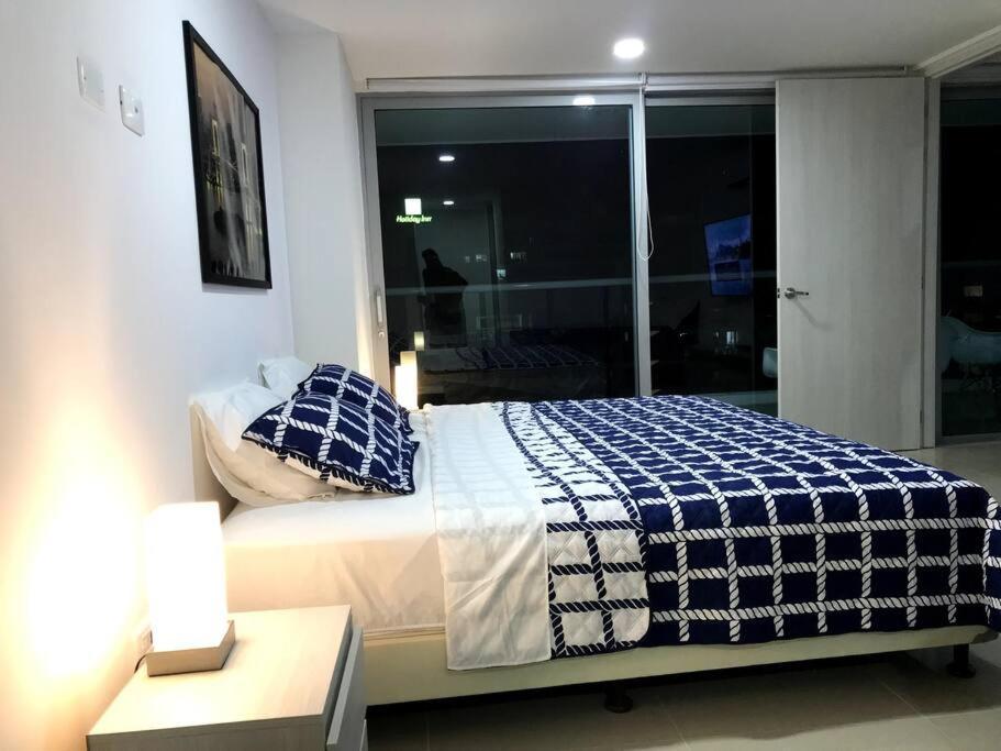 Sensacional Nuevo Frente Al Mar Apartamento