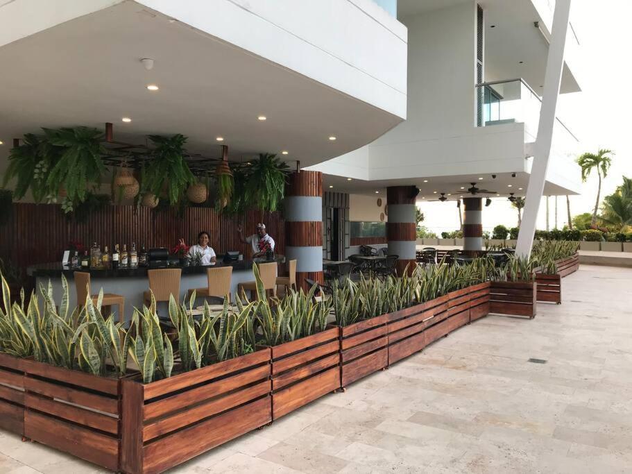 Sensacional Nuevo Frente Al Mar Apartamento